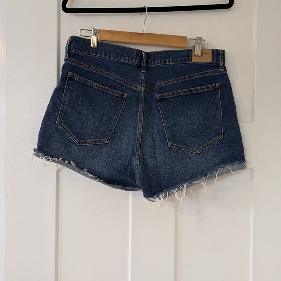 A&F High Rise Jean Shorts - Picture 3 of 3